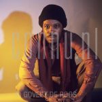 27-02-1980 Billy Ocean at studio in Amsterdam.

[keywords]Posed, Half Length, Eyecontact[/keywords]